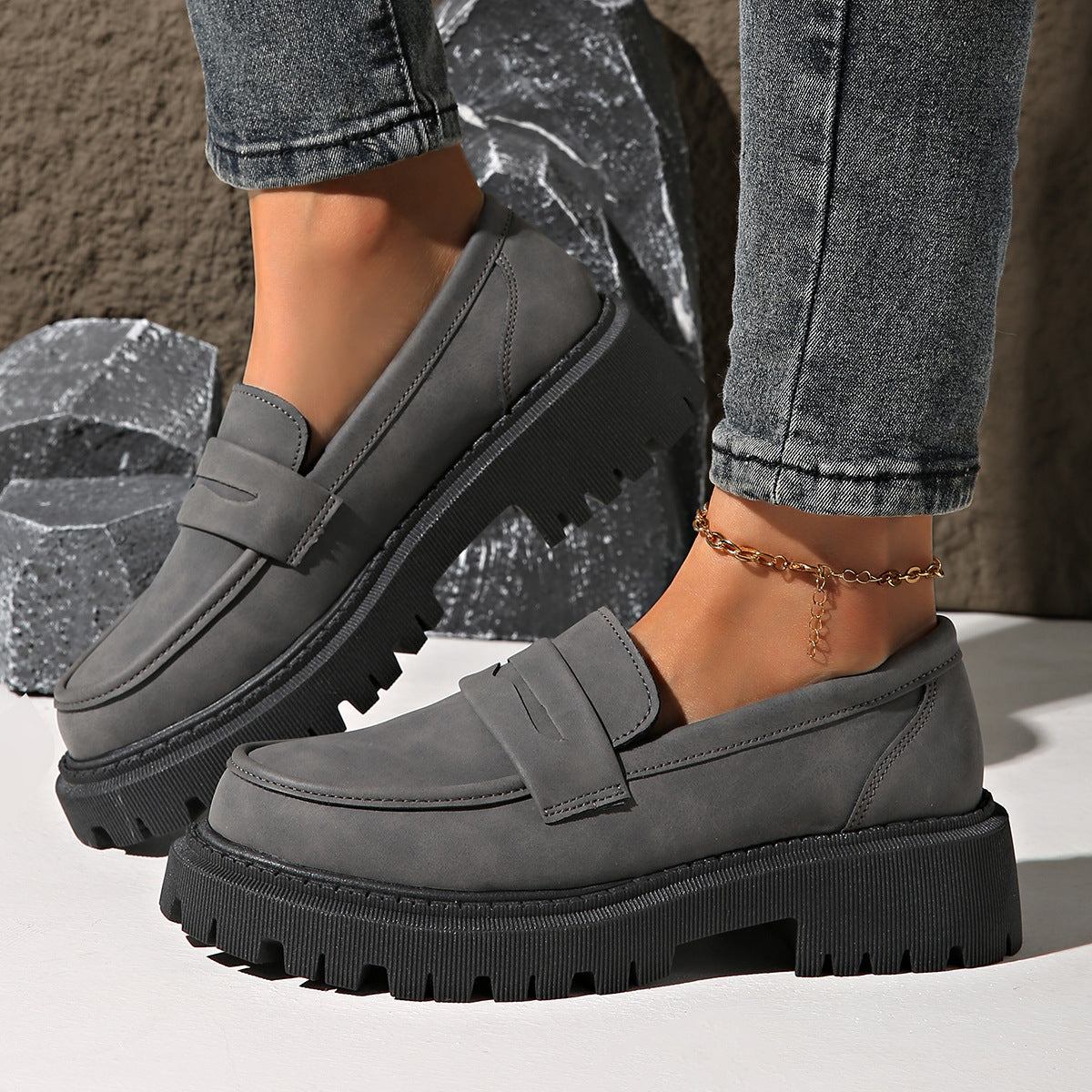 British Style Low Heel Slip-on Low Cut Loafers